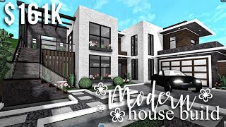 Modern House Build  Roblox Bloxburg  GamingwithV [upl. by Nehgem]