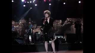 KT Oslin  Hey Bobby Live at Farm Aid 1990 [upl. by Annirok]