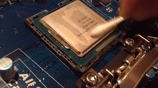 How to apply thermal paste the right way [upl. by Nnairac]