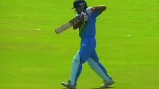 MS Dhoni Showing how to Build amp Blast at the End  Get Ready for Goosebumps [upl. by Lauralee]