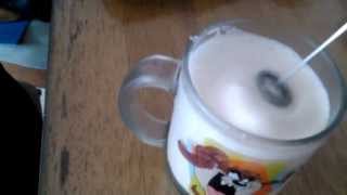 Aerolatte Review Frothing Cold Milk In Under 1 Minute [upl. by Bonny]