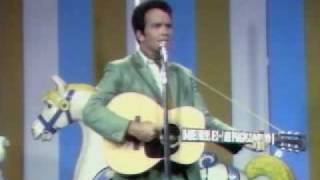 Merle Haggard  Mama Tried 1968 live TV performance [upl. by Jakie]